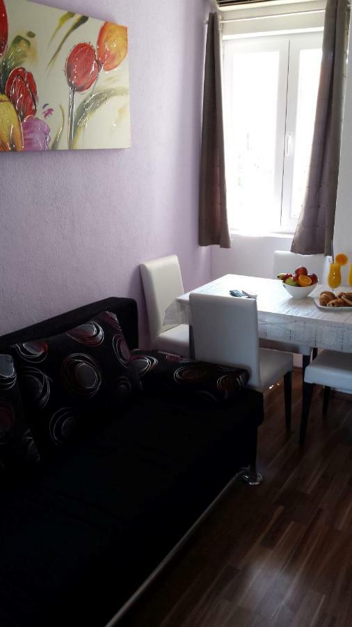 Apartments Lavanda 비오그라드나모루 외부 사진