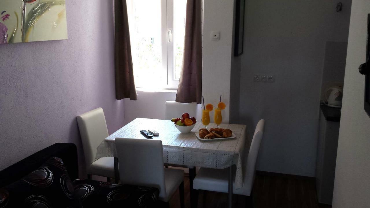 Apartments Lavanda 비오그라드나모루 외부 사진