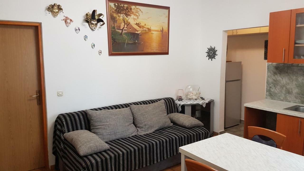 Apartments Lavanda 비오그라드나모루 외부 사진